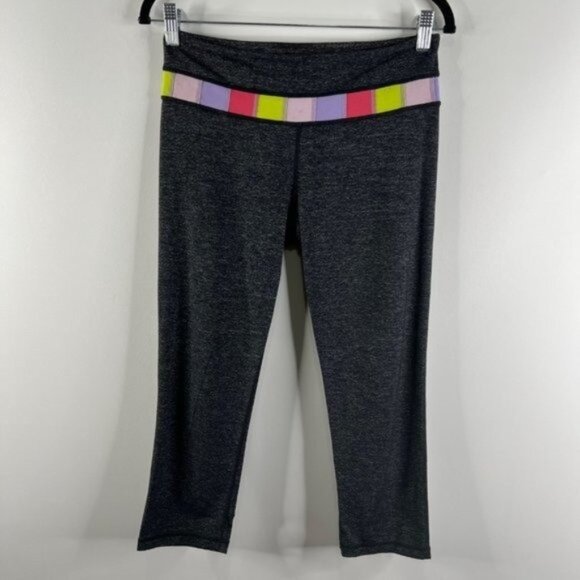 Lululemon Women's Wunder Groove Crop Leggings Pants Size 8 Heathered Black/Quilt - Picture 2 of 6